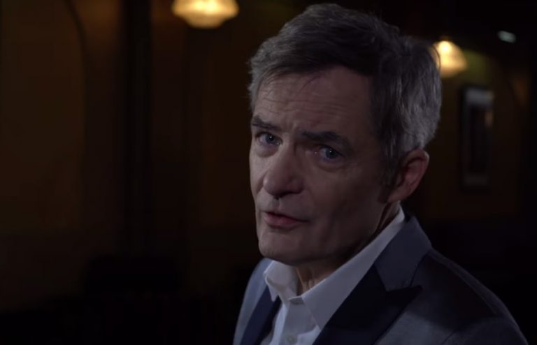 Herman Finkers: zijn cabaretsucces, zijn beproevingen en zijn privéleven Herman Finkers: zijn cabaretsucces, zijn beproevingen en zijn privéleven