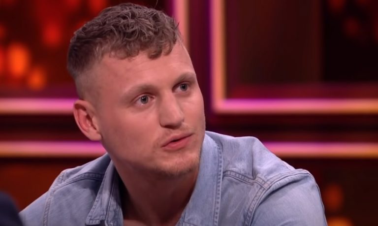 Kaj Gorgels: YouTuber en Expeditie Robinson-presentator, zijn liefdesleven en zijn achtergrond Kaj Gorgels: YouTuber en Expeditie Robinson-presentator, zijn liefdesleven en zijn achtergrond